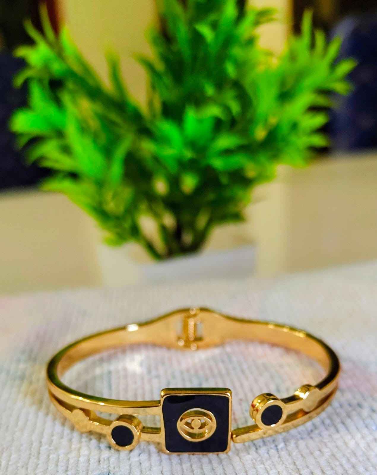 Women Bracelet