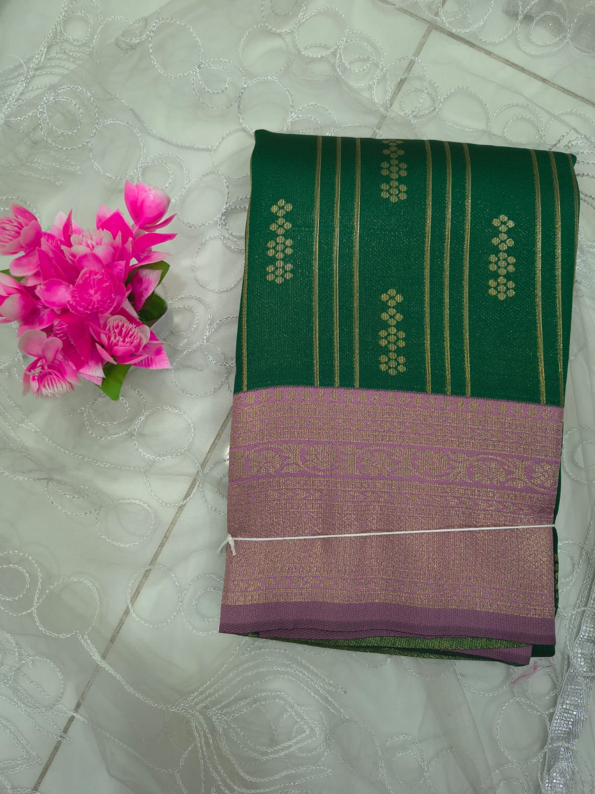 Vaira oosi saree