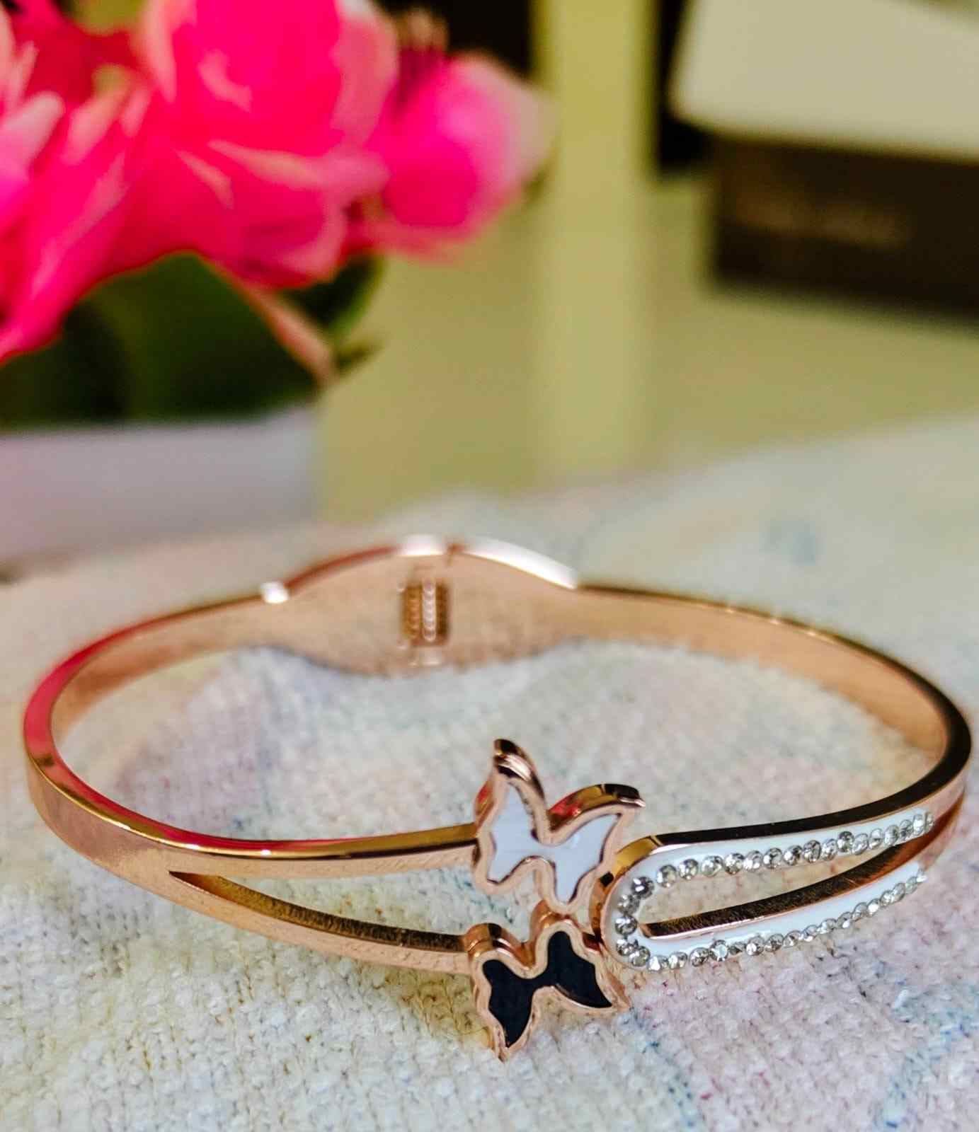Women Bracelet (Rose Gold)