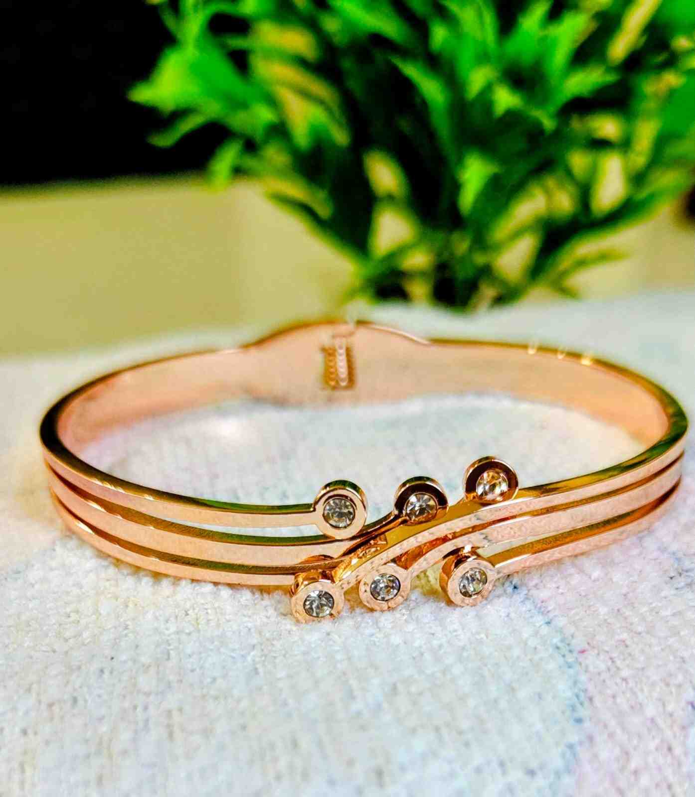 Women Bracelet (Rose Gold)